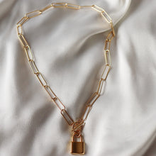 Load image into Gallery viewer, Marie Necklace