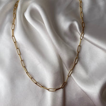 Load image into Gallery viewer, Textured Paperclip Chain Necklace