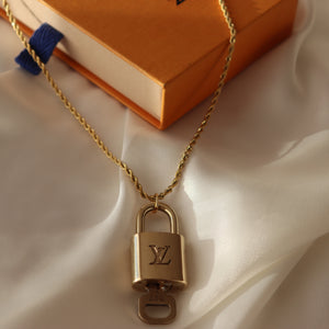 Louis Vuitton key necklace – Revised