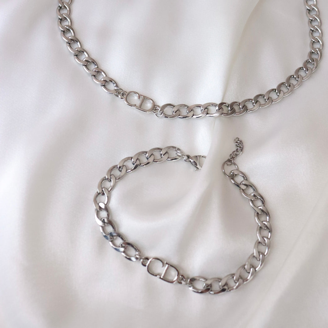 Personalised Birthstones Crystal Disc Bracelet – J&CO Jewellery